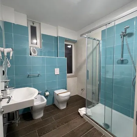 מלון Palazzo Caveja 3*
